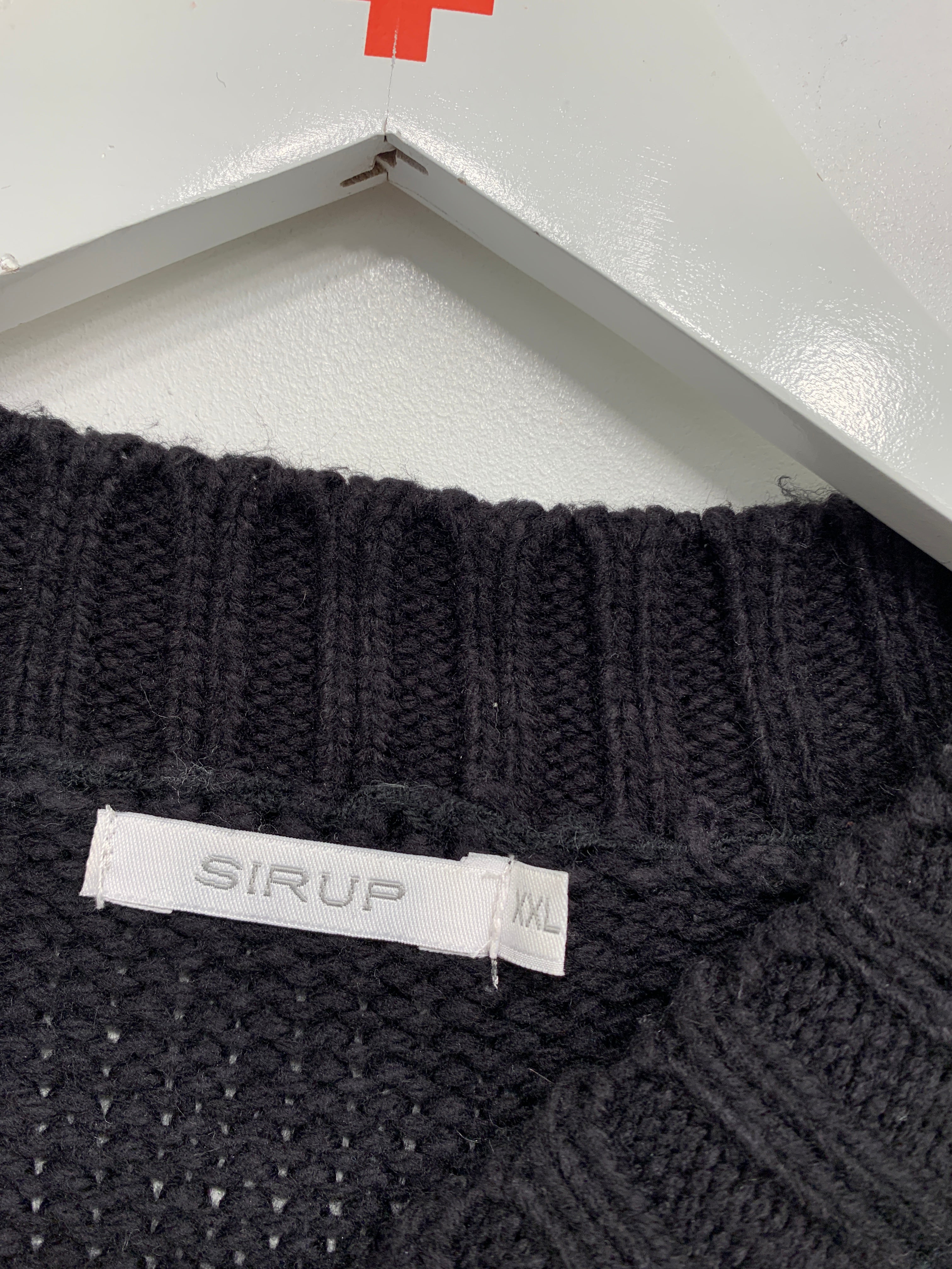Sirup Striktrøje